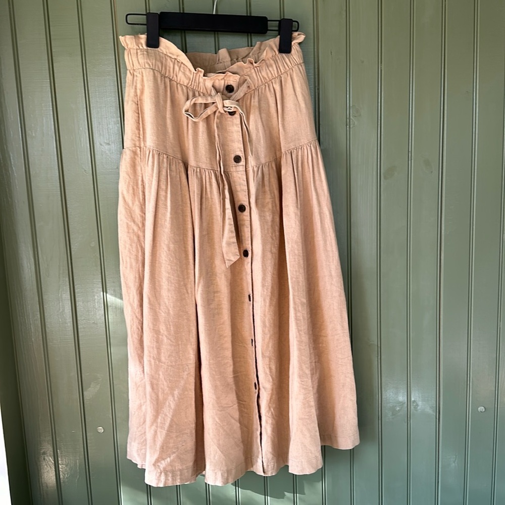 Beige midi skirt